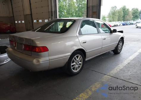 2001 Toyota Camry Xle V6 from USA, damaged, VIN 4T1BF28K11U960653